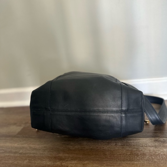 Paloma Picasso Elegant Black Leather Drawstring Bucket Bag - Picture 6 of 13